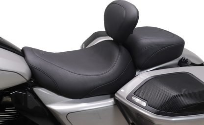 MUSTANG Wide Tripper™ Solo Seat - Backrest Receiver - Black Stitch - FLT/FLH '23-'25 89402