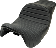 SLYFOX Chariot Seat - Black Classic Stitch - Black Logo - FLH/FLT '09-'23.5 4723A