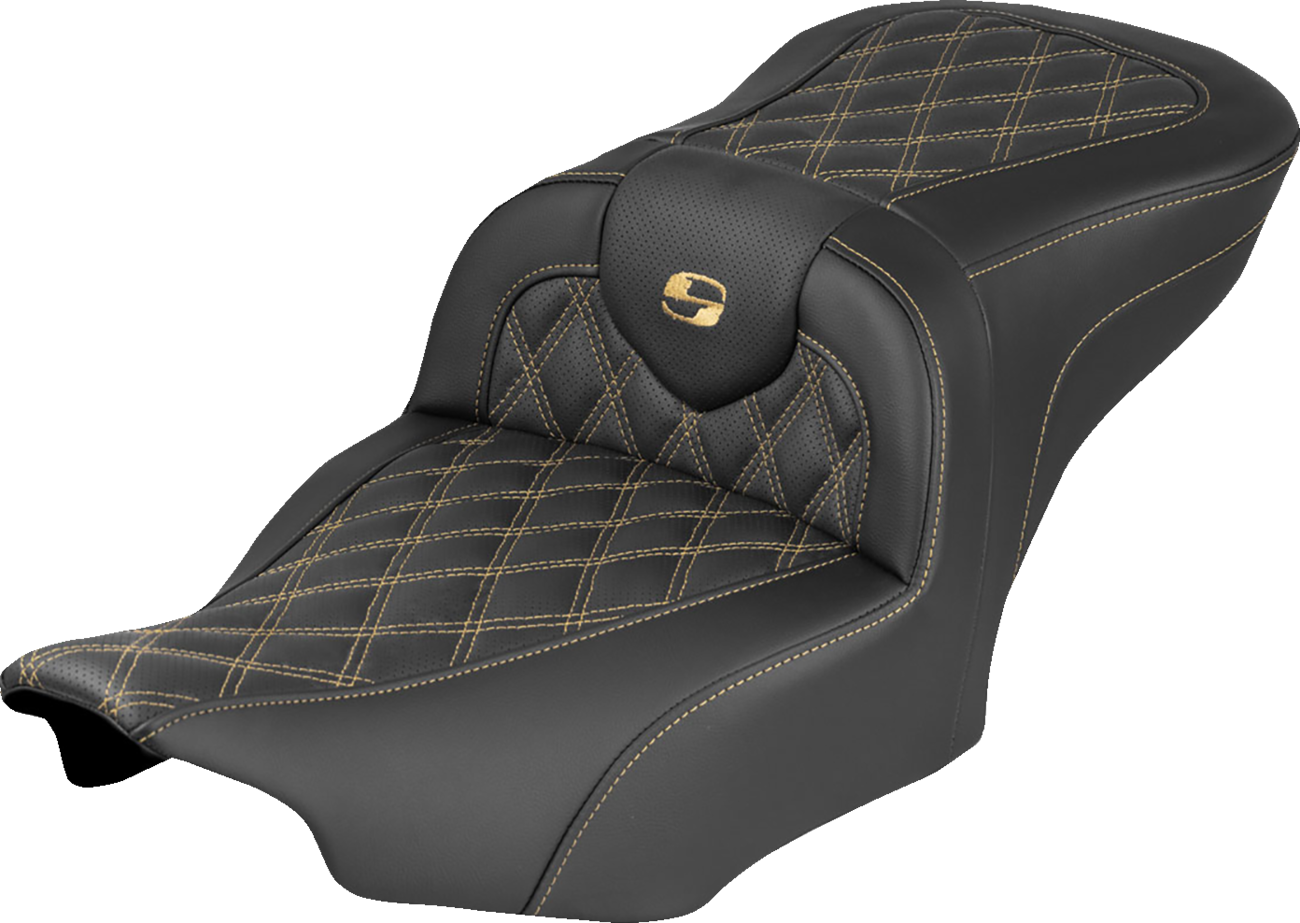 SADDLEMEN RoadSofa™ Seat - without Backrest - Lattice Stitch - Gold Stitch - FLH/FLT '23-'25 823-07-18207