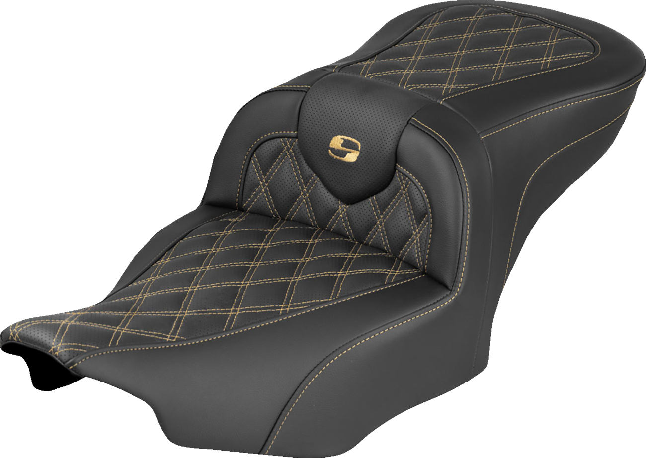 SADDLEMEN Extended Reach RoadSofa™ Seat - without Backrest - Lattice Stitch - Gold Stitch - FLH/FLT '23-'25 823-07-18407