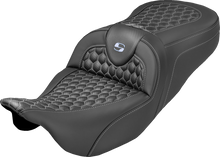 SADDLEMEN Roadsofa™ Seat - Honeycomb Stitch - Silver Stitch - No Backrest - FLH/FLT '08-'25 808-07B-18905