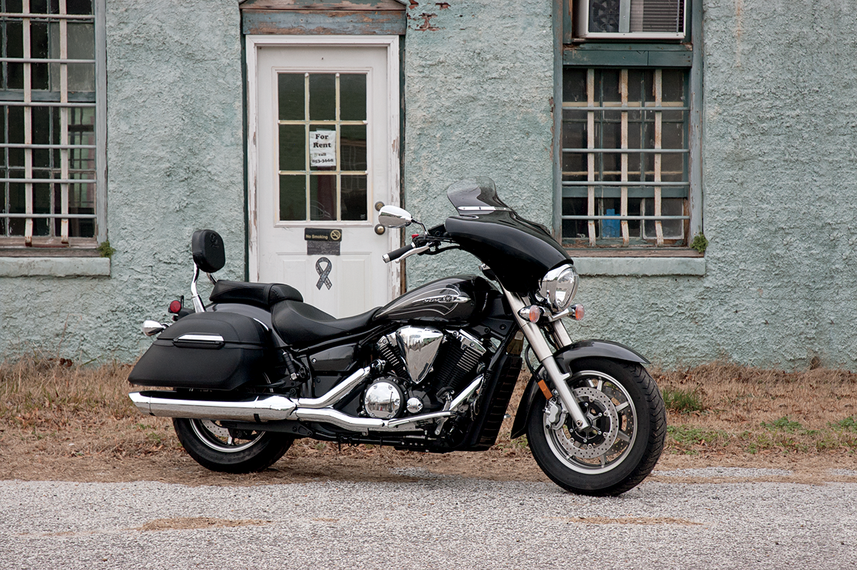MEMPHIS SHADES Batwing Fairing - Black MEM7031