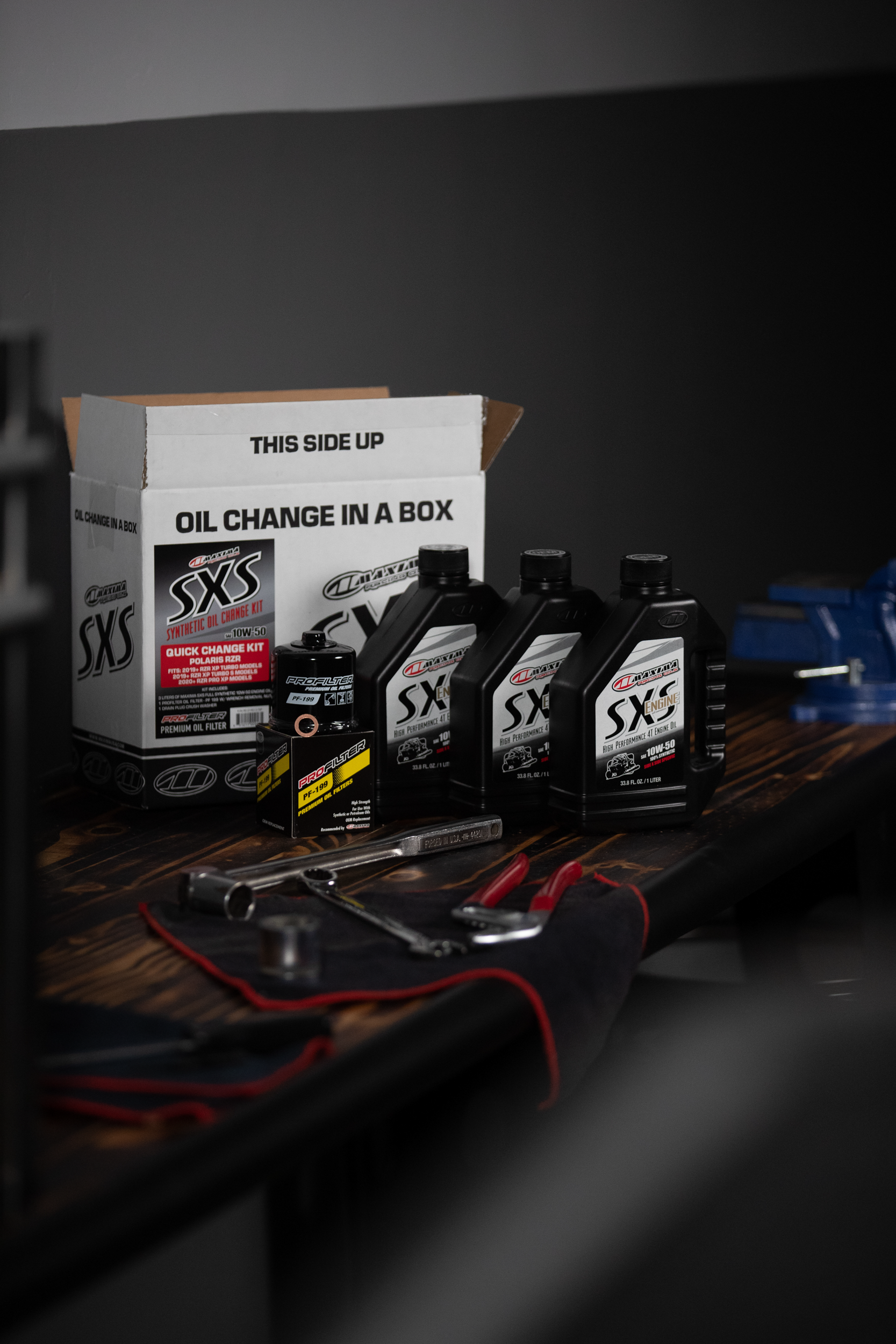 Sxs Oil Quick Change Kit 10w50 With Black Oil Filter