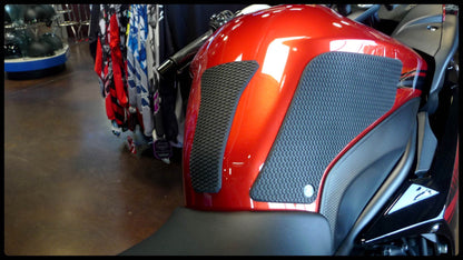 TechSpec Tank Grip Pads for the Yamaha FZ6 R (10-18)