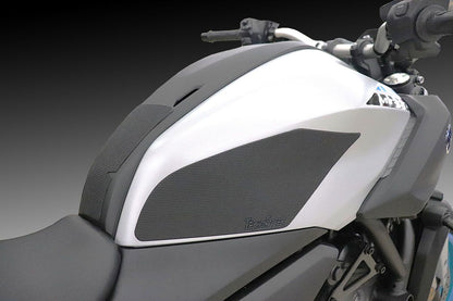 TechSpec Tank Grip Pads for the Yamaha FZ-07 / MT-07 (2025+)