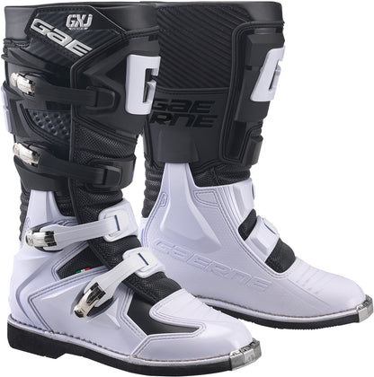 Gx J Boots Black/White Sz 02
