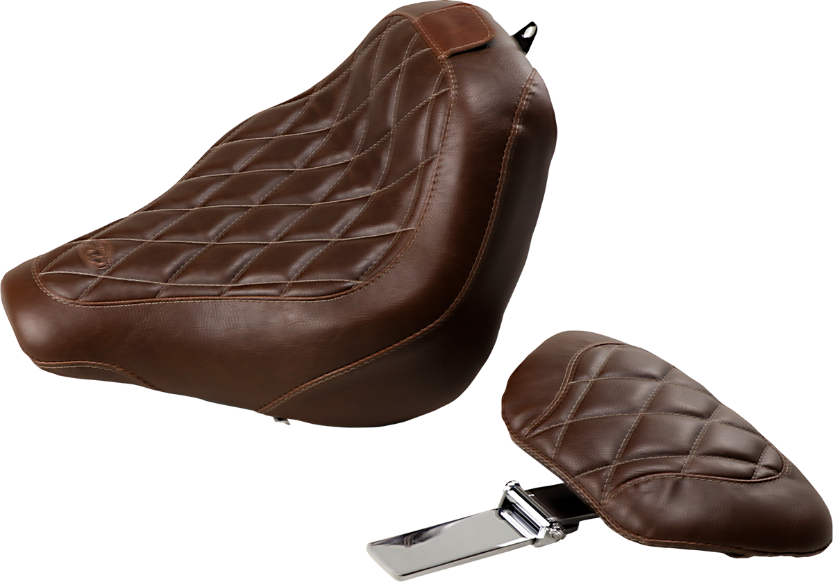 MUSTANG Seat - Wide Tripper™ Solo - with Backrest - Diamond - Brown 83031