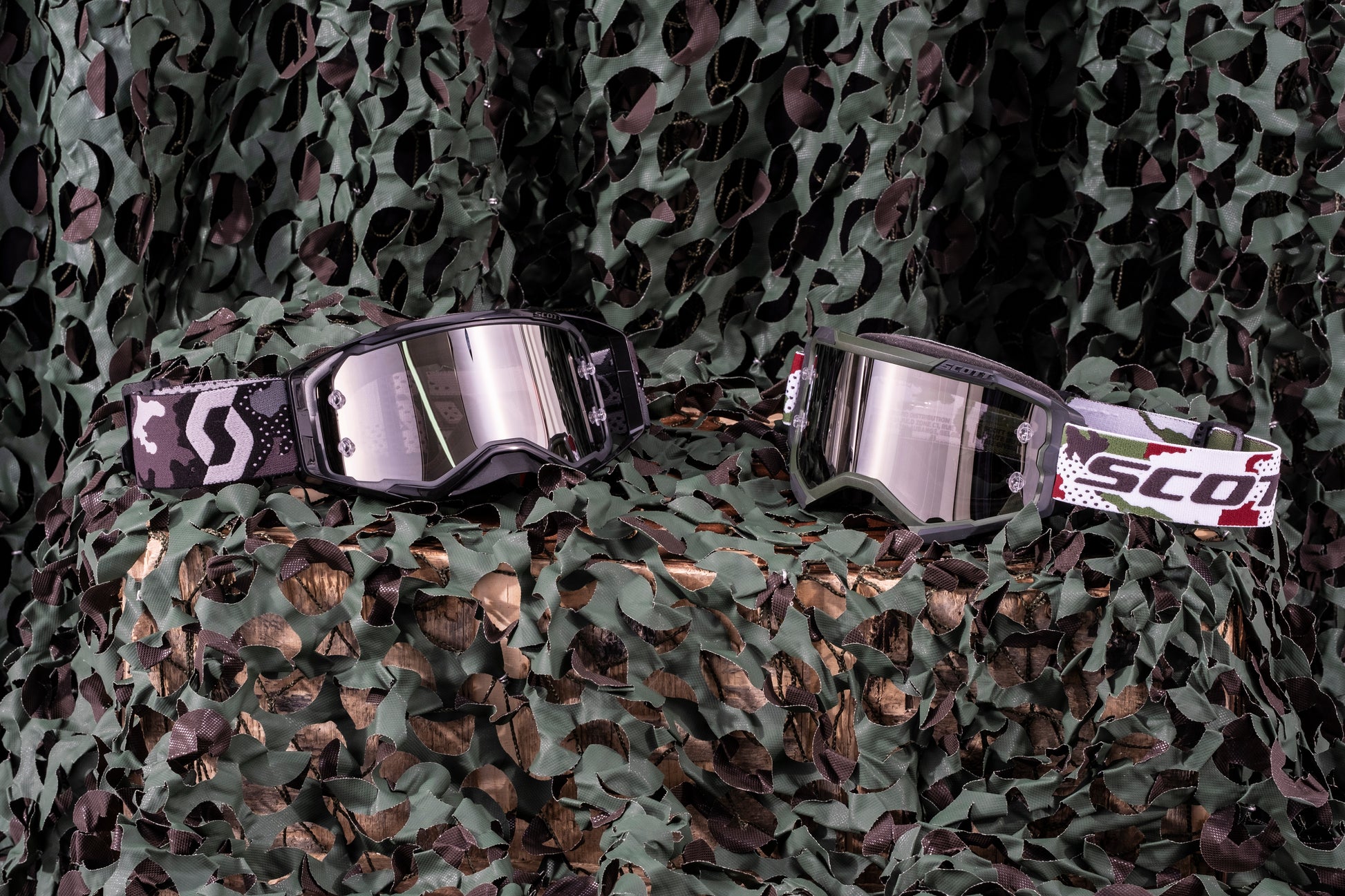 Fury Goggle Dark Green/White Camo W/Silver Chrome Works