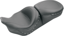 MUSTANG Touring Seat - Black Studs - FL '08-'25 76039