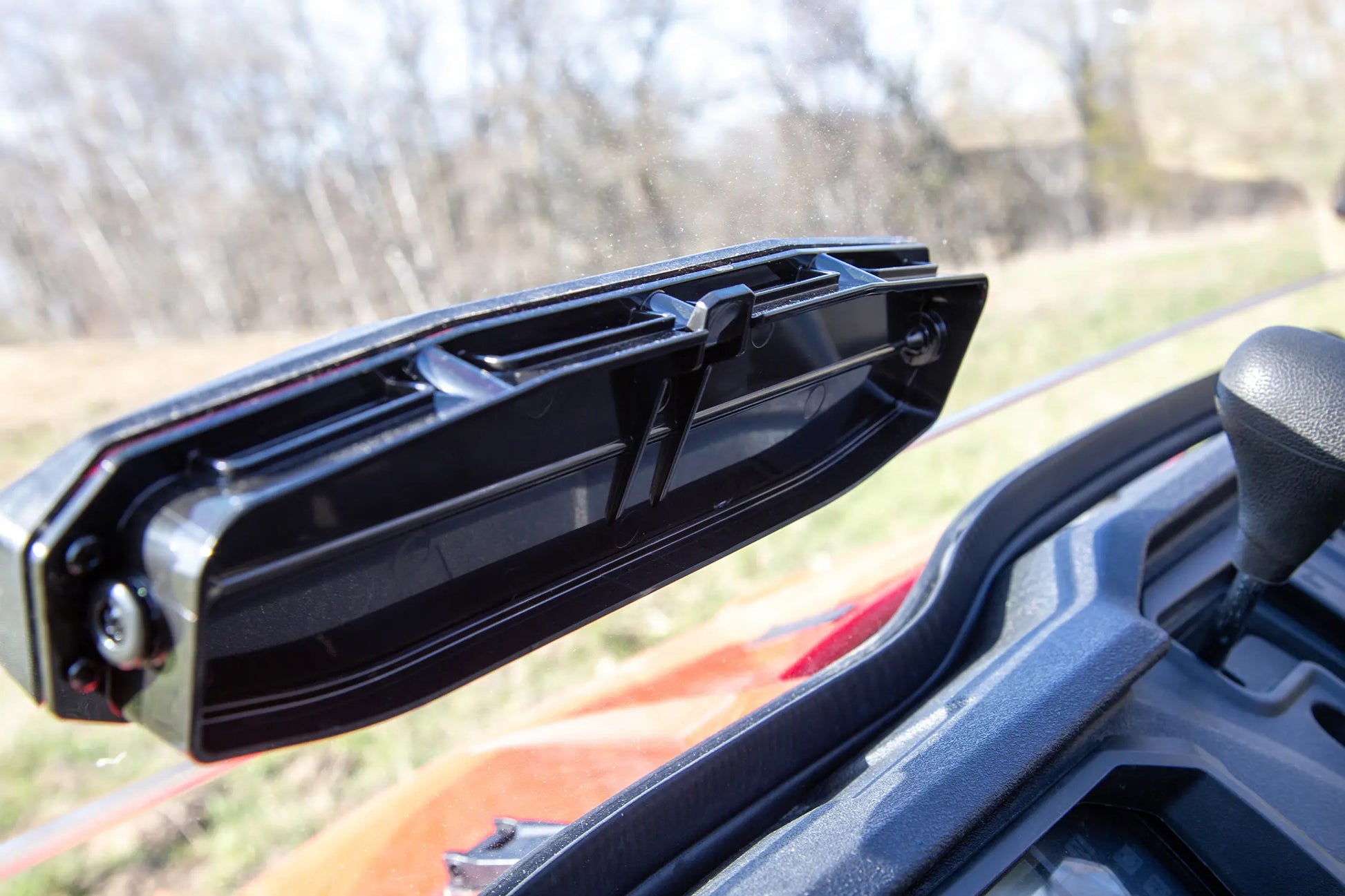 Poly Front Windshield Full Fixed Vented Hon