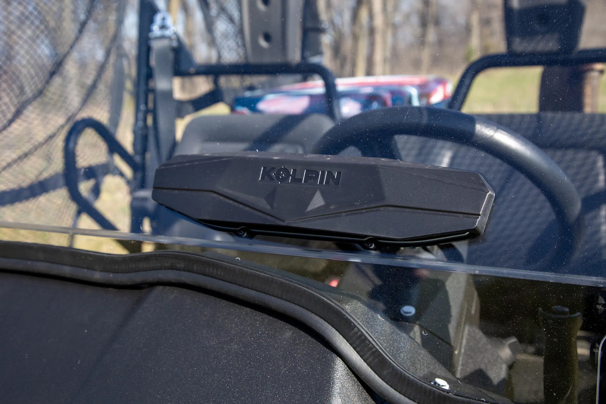 Poly Front Windshield Full Fixed Vented Hon