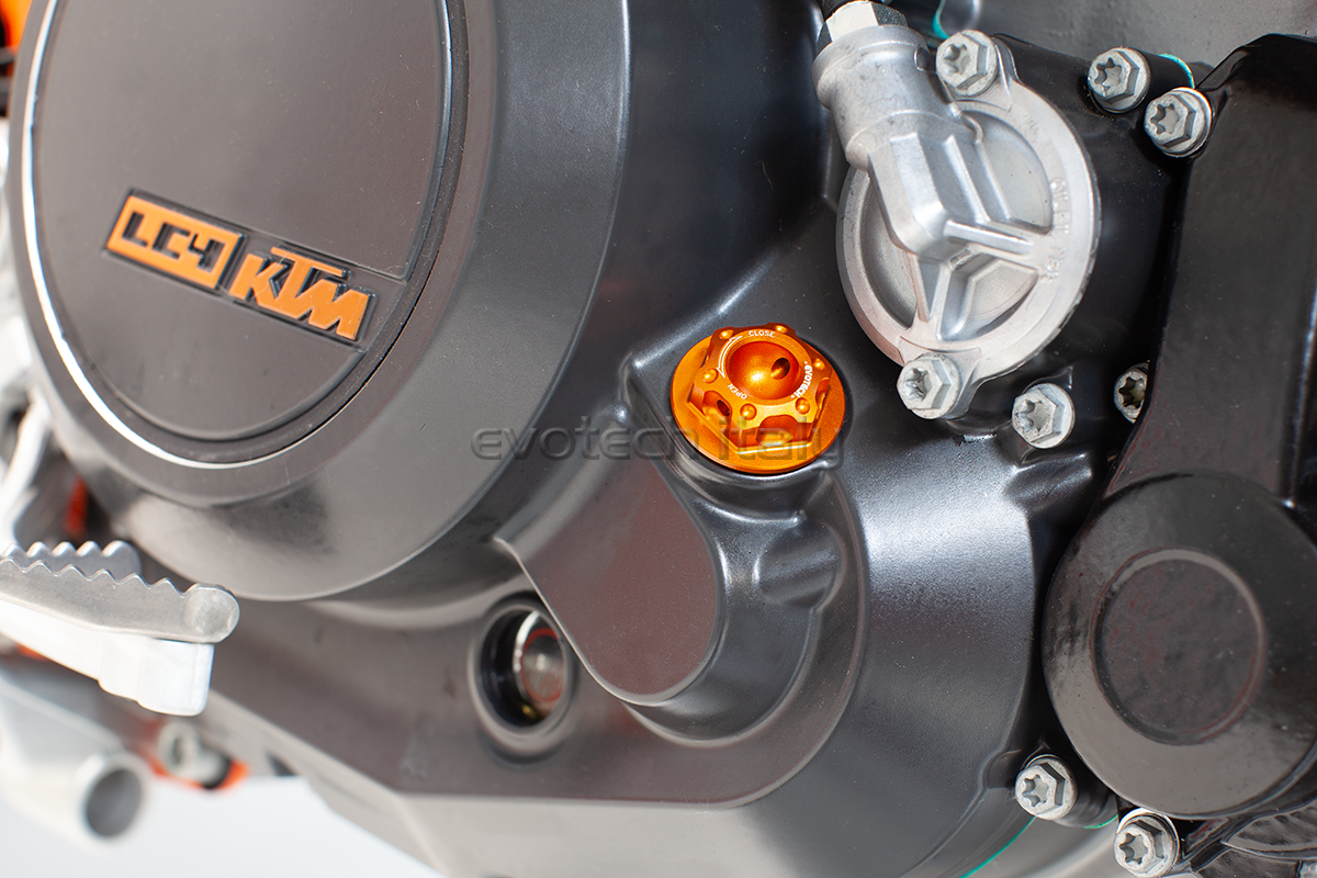 Evotech Srl Billet Oil Fill Plug for KTM and Husqvarna Models M24x3.0