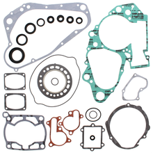 Complete Gasket Set With Oil Seals