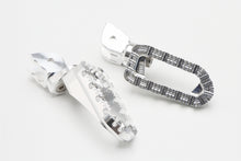 AELLA Adjustable Foot Peg Kit for BMW R 1300 GS