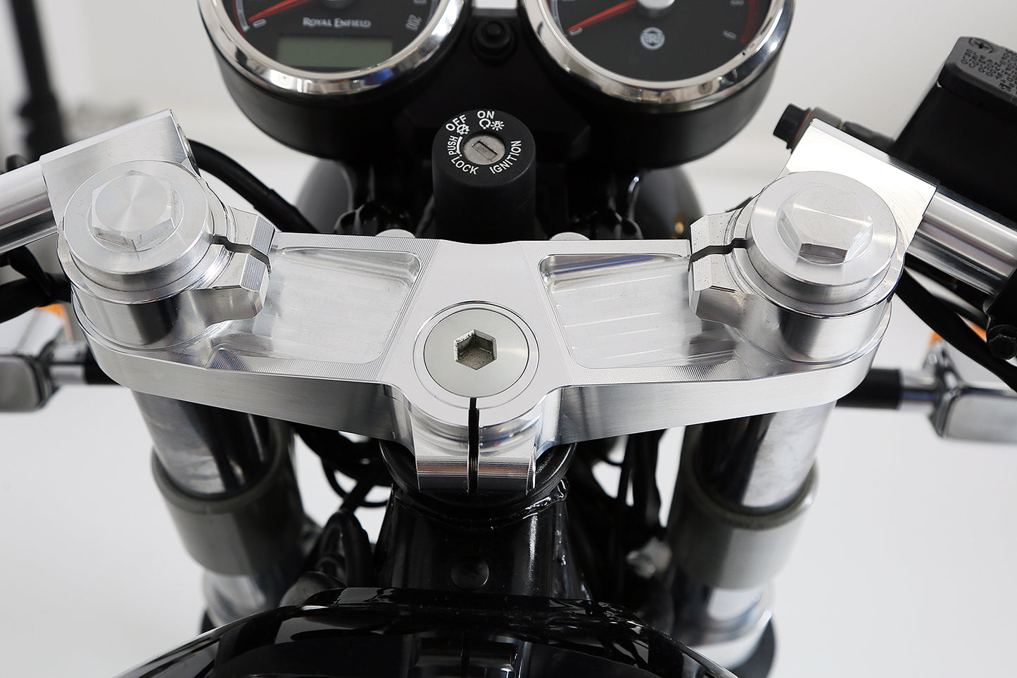 AELLA Upper Triple Clamp and Adjustable Handlebars for the Royal Enfield Continental 650 GT