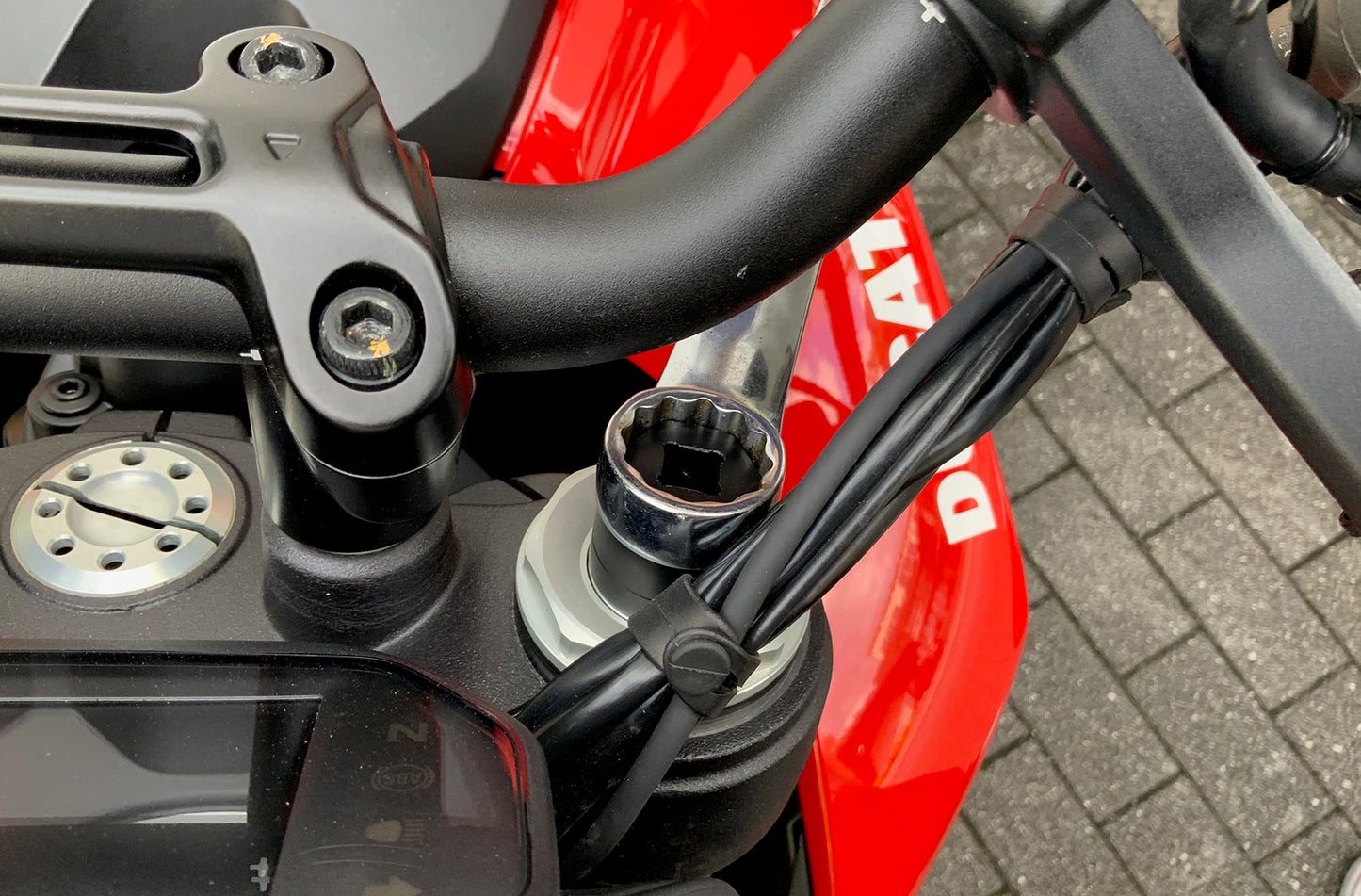 AELLA Front Fork Preload Adjusting Tool