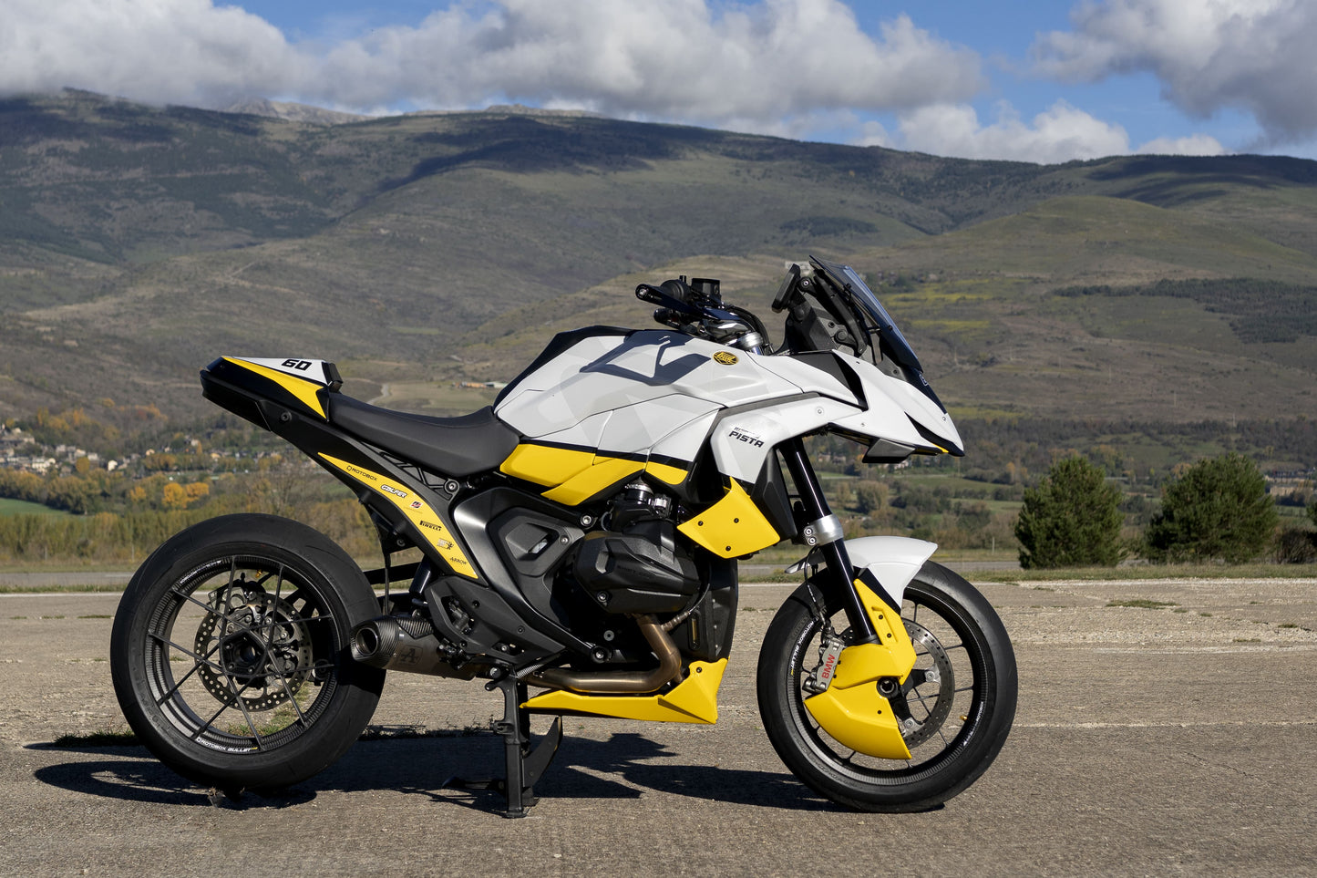 PUIG PISTA Complete Body Kit for the BMW R 1300 GS