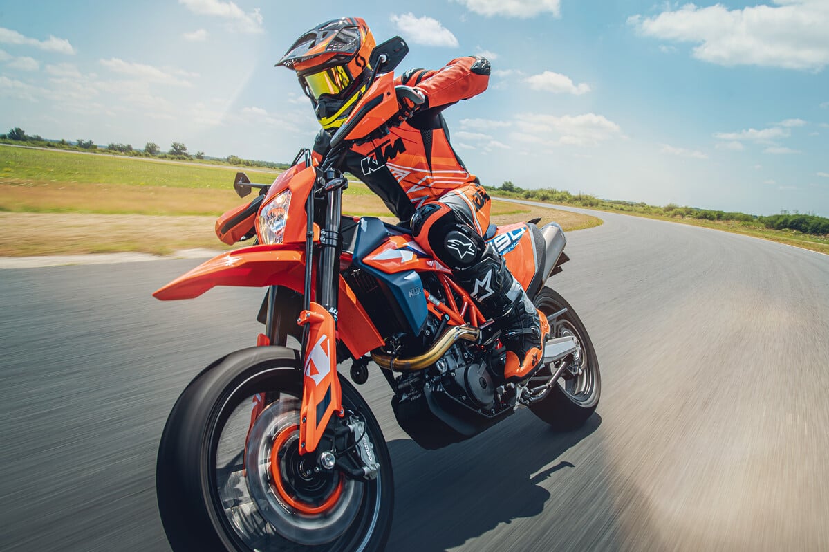 BT Moto (BrenTune) Stage 1+ ECU Flash with Tuner for the KTM 690 SMC / Enduro / Husqavarna 701 2015-2024