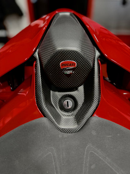 Carbonvani Carbon Fiber Inner Tail Fairing for Ducati Panigale V4 (2025+)