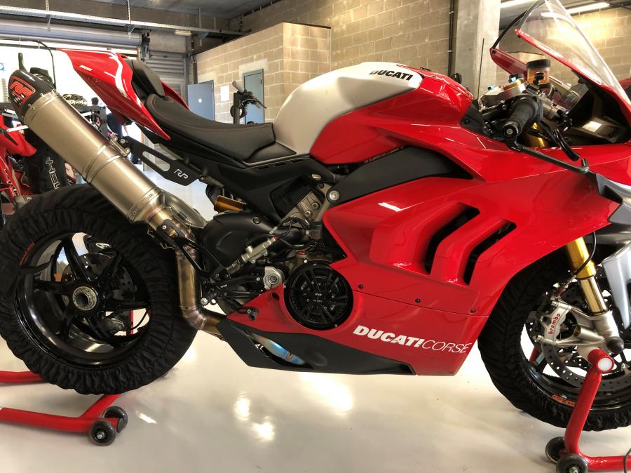 EVR Control Torque System (CTS) DRY SLIPPER CLUTCH With Sintered Plates for Ducati Panigale V4 R / SP & Streetfighter V4 SP