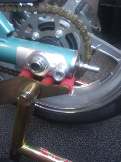 Corse Dynamics Billet Chain Adjusters with Spools for Ducati Sport Classic