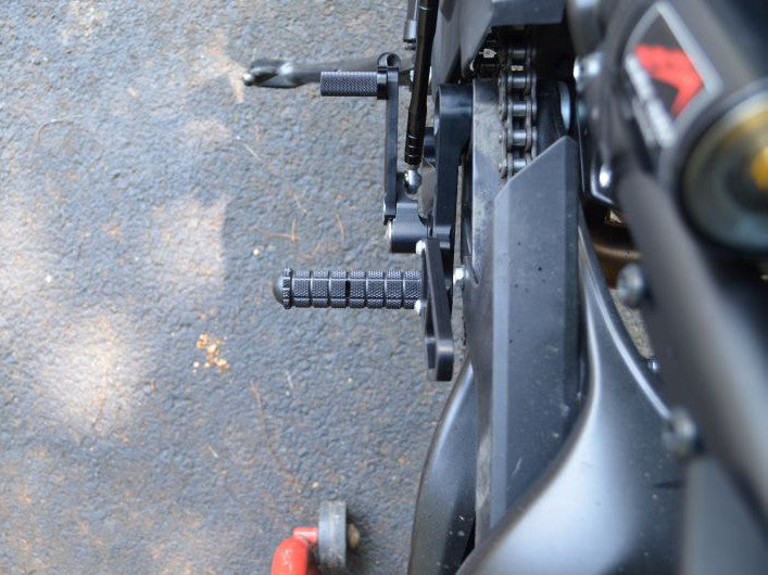 WOODCRAFT Yamaha FZ-09 (MT-09), FJ-09 Tracer, and XSR900 Complete Standard or GP Shift  Adjustable Rear Set Kit with Pedals  Black