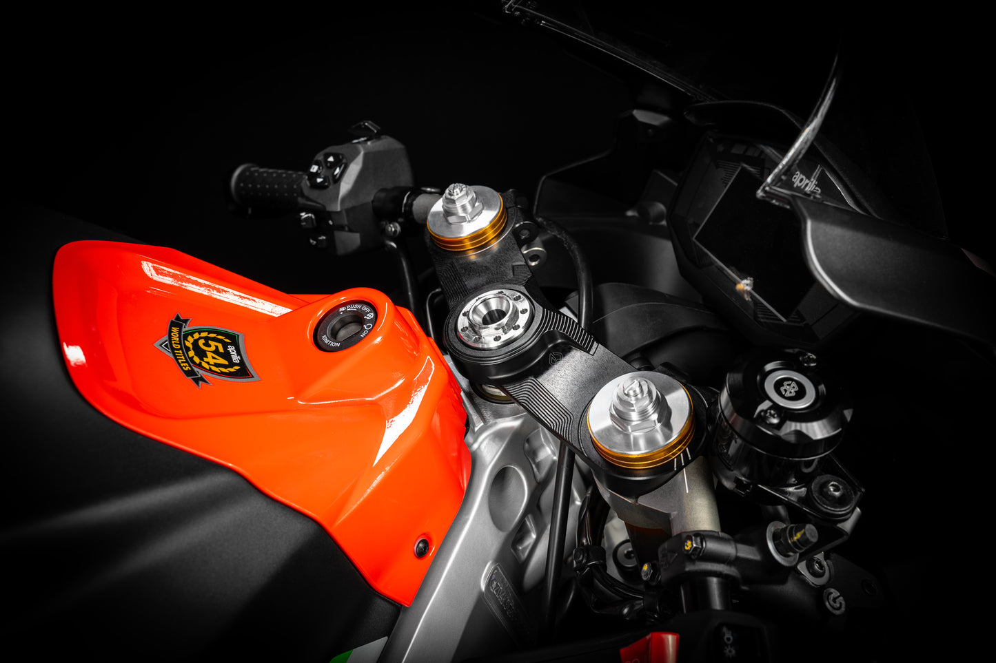 Gilles FO.ONE Adjustable Handlebars and Upper Triple Clamp System for the Aprilia RS 660