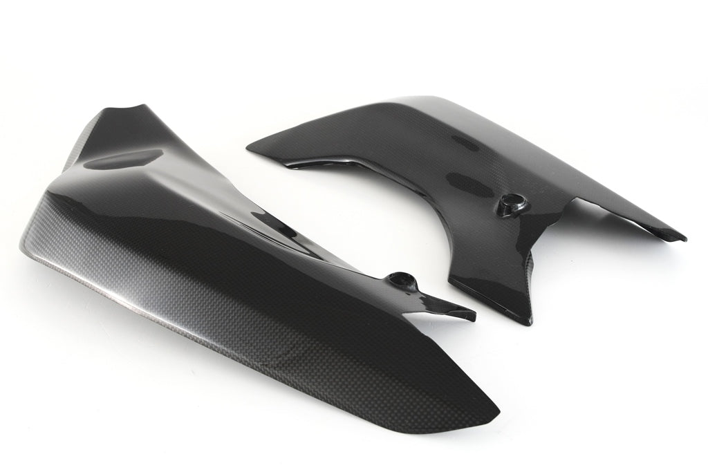 MOTOCORSE - DUCATI 899 / 959 PANIGALE CARBON FIBER SWINGARM COVER