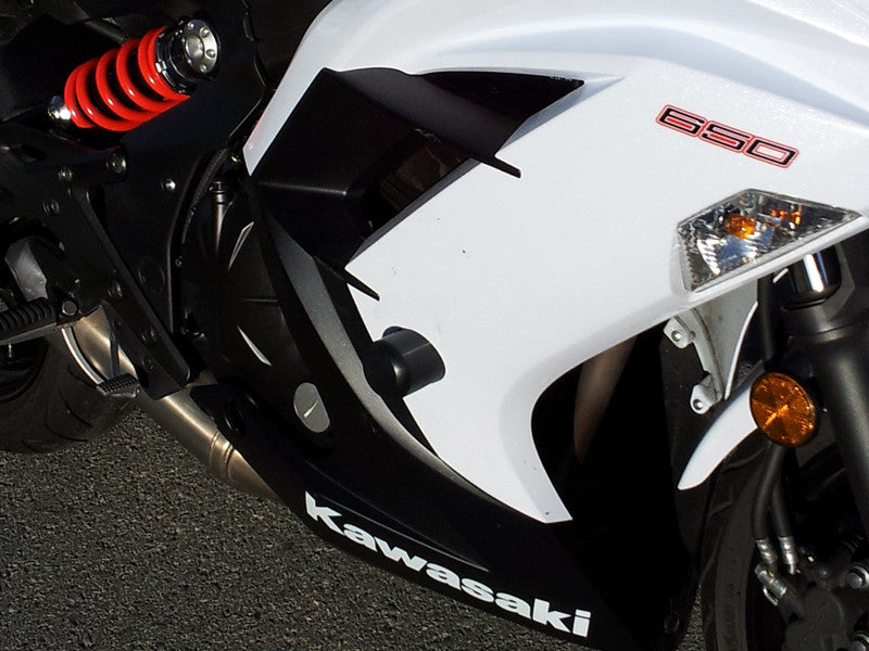 WOODCRAFT Kawasaki Ninja 650 (12-16) Frame Slider Base Kit (pucks sold separately)