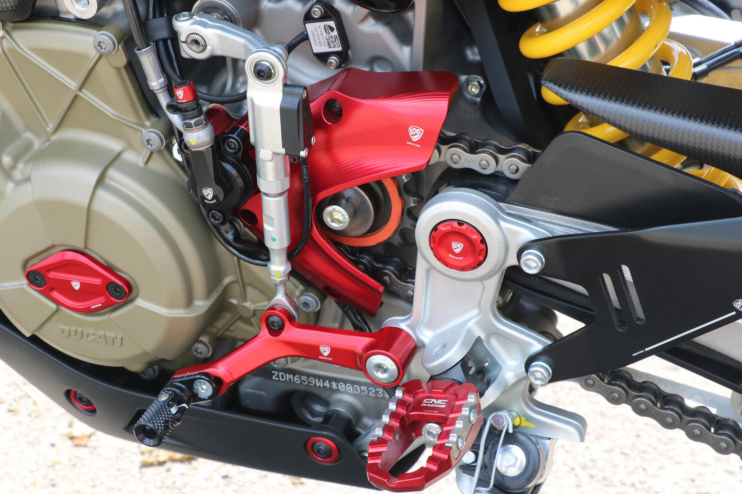 CNC Racing SLIDE Adjustable Shift Lever Kit for Ducati Hypermotard 698 Mono