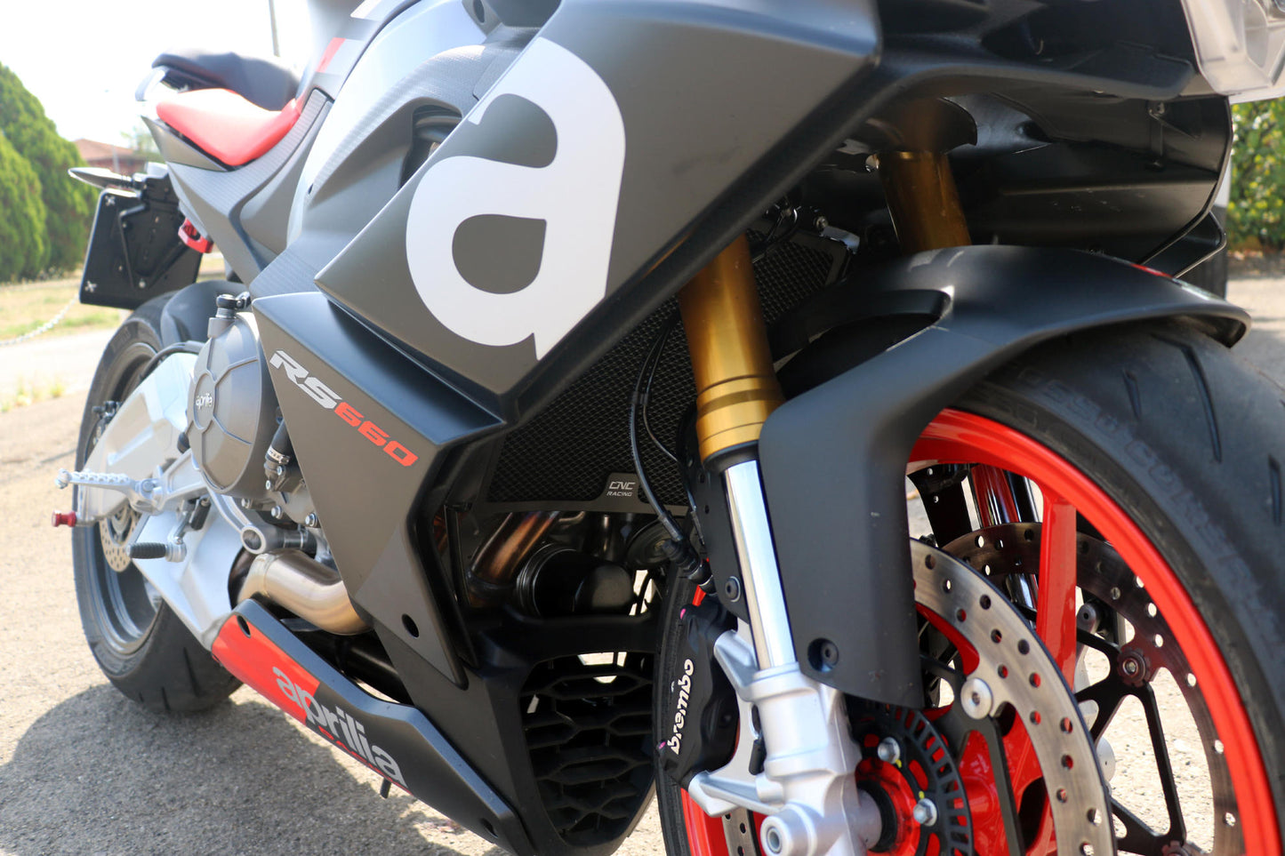 CNC Racing Radiator Guard for Aprilia RS / Tuono 660