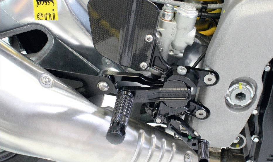Gilles VCR38GT Rearsets for the Aprilia RSV4 and Tuono V4R (up to 2016)