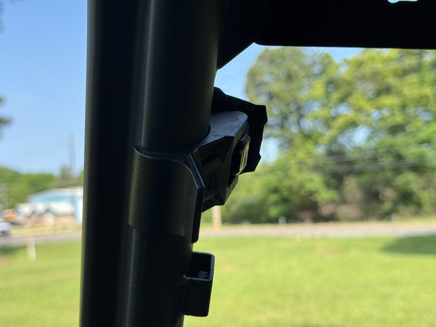 Versa Vented Windshield Hard Coated