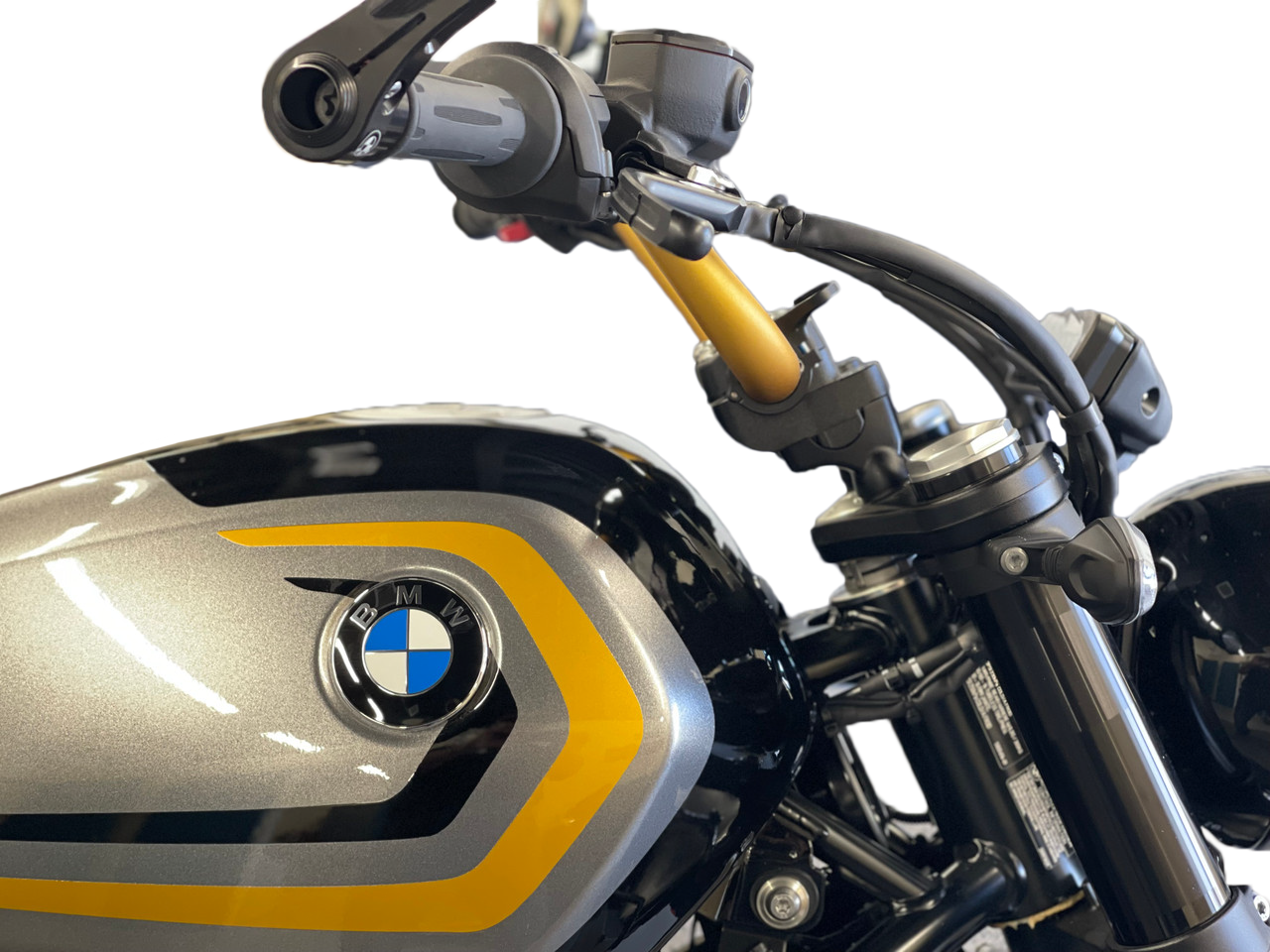 Handlebar Risers Tour Black Bmw