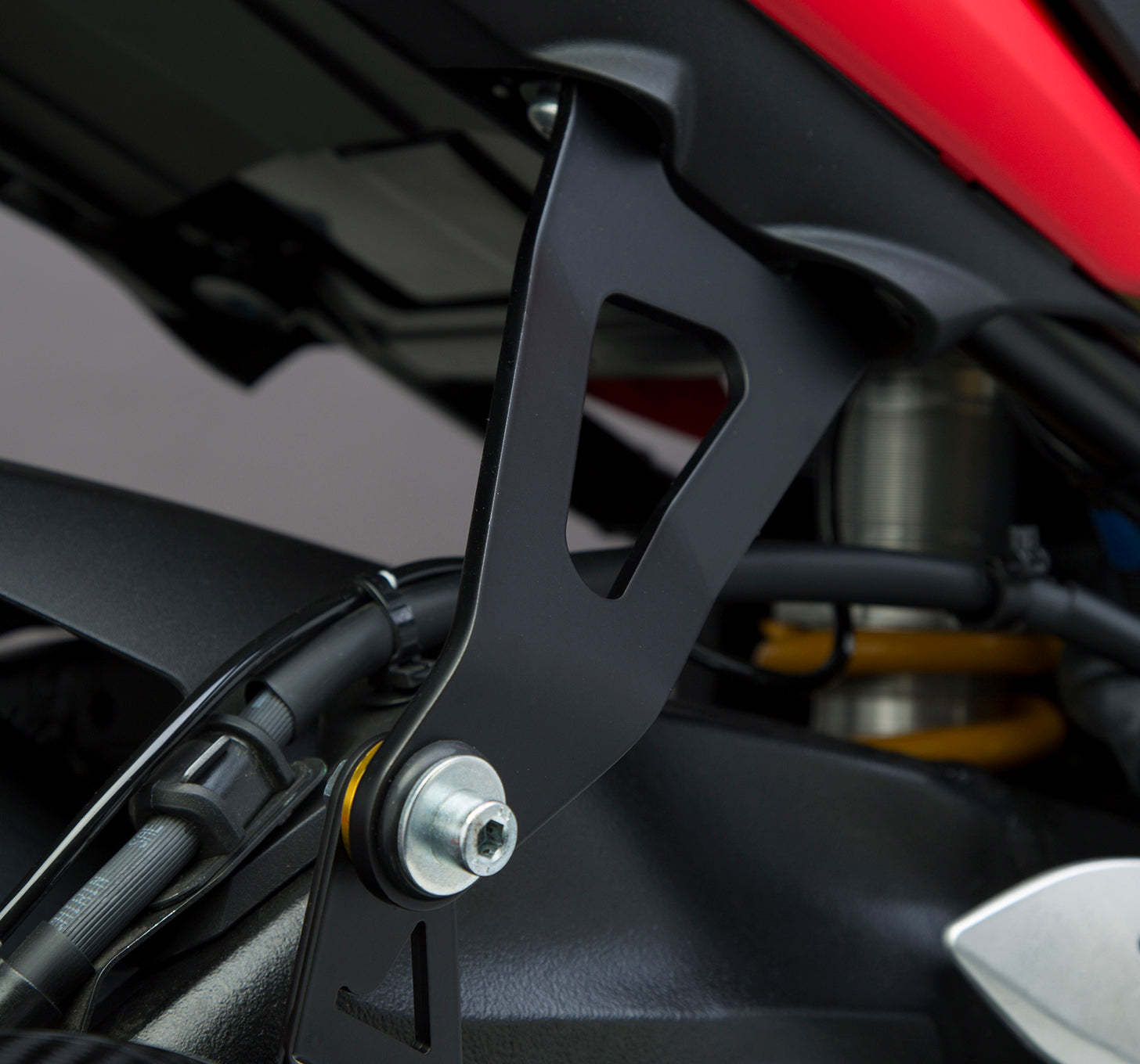 Muffler Bracket Gsxs1000/F