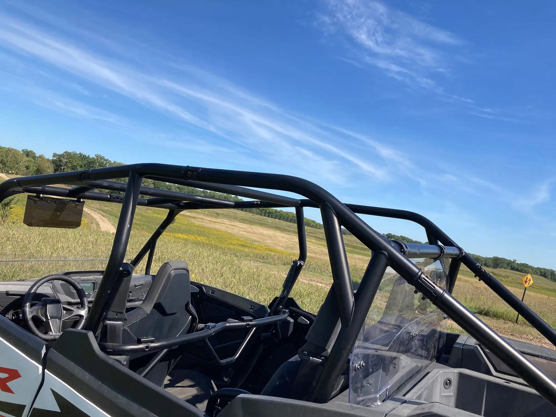 Poly Rear Windshield Pol