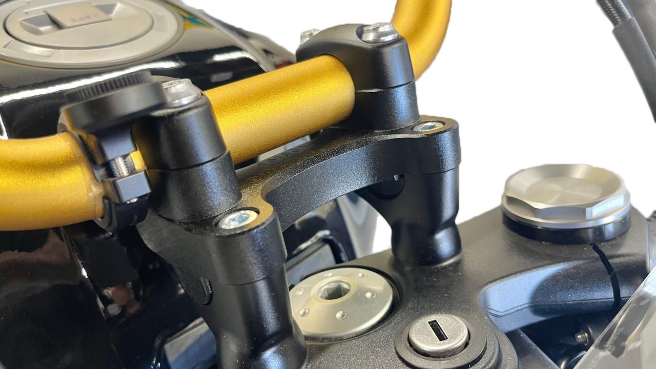 Handlebar Risers Tour Black Bmw