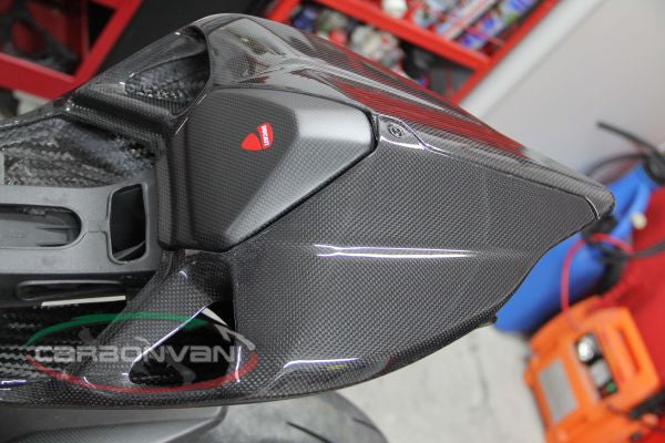 CARBONVANI - DUCATI 899 PANIGALE CARBON FIBER TAIL SECTION  RACING VERSION