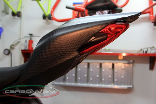 CARBONVANI - DUCATI 899 PANIGALE CARBON FIBER TAIL LH SIDE