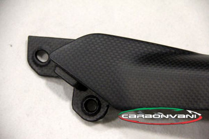 CARBONVANI - DUCATI 2017+ SUPERSPORT / S CARBON FIBER CHAIN GUARD