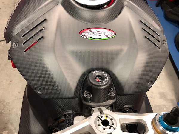Carbonvani - Ducati Panigale V4 / S (2022+) Carbon Fiber Key Guard