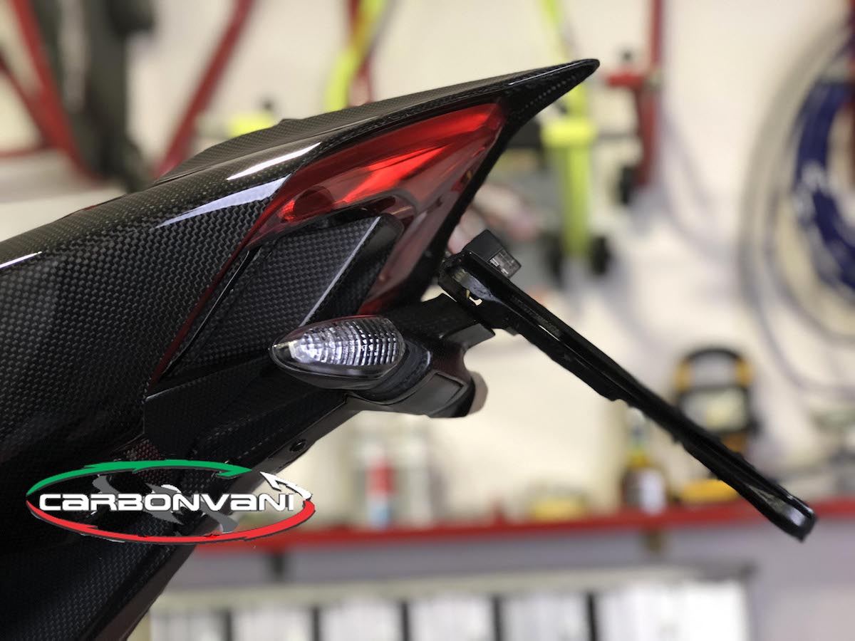 Carbonvani - Ducati Panigale / Streetfighter V4 / V2 / S / R / Speciale Carbon Fiber Licence Plate Holder - US Version