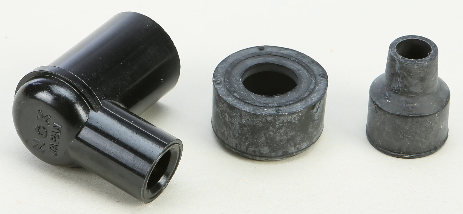 Spark Plug Resistor Cover 90 Deg. Elbow Lb10eh
