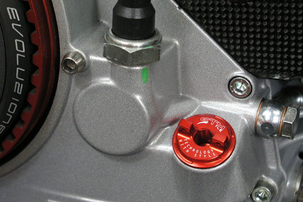 STM Oil Fill Plug for BMW S1000 Models - M24x2.0