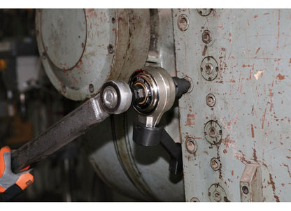 Beta Tools Model 560  18-Operating Levers