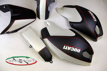 CARBONVANI - DUCATI MONSTER M1100 / M796 / M696 CARBON FIBER DEVIS BODY KIT