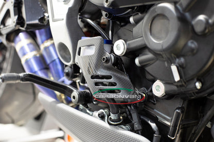 CARBONVANI - MV AGUSTA BRUTALE 800 CARBON FIBER REAR BRAKE GUARD (2017+)