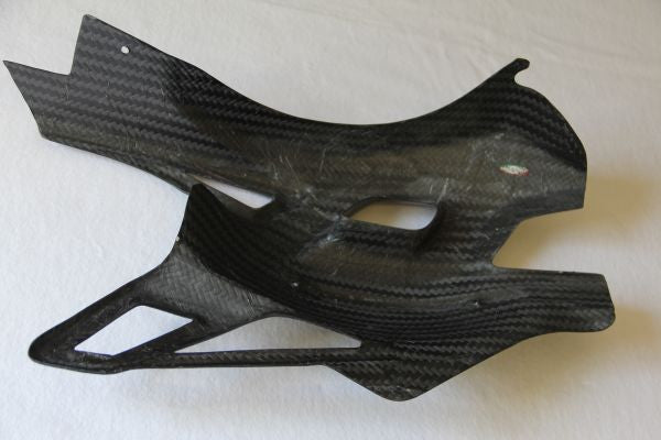 CARBONVANI - MV AGUSTA BRUTALE 920 / 990 / 1090 /R /RR CARBON FIBER SWINGARM GUARD
