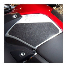 TechSpec Tank Grip Pads for the BMW R1200GS (04-12) / R1200GS adventure (06-13)
