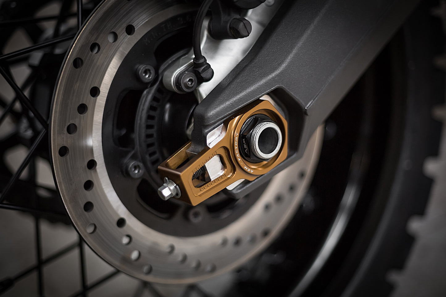 AEM FACTORY - DUCATI MONSTER 821/797 BILLET CHAIN ADJUSTERS